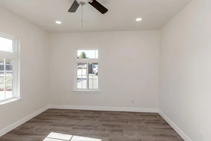 25 Landen Lane, Watsonville, California 95076