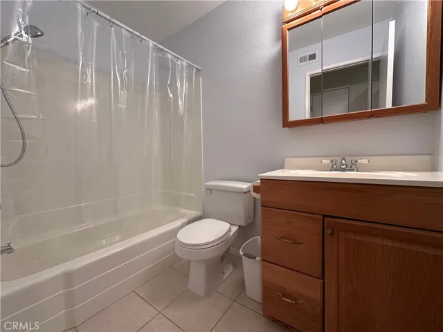 2nd bathroom upstairs