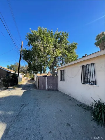 1172 W Rialto Avenue, San Bernardino, California 92410
