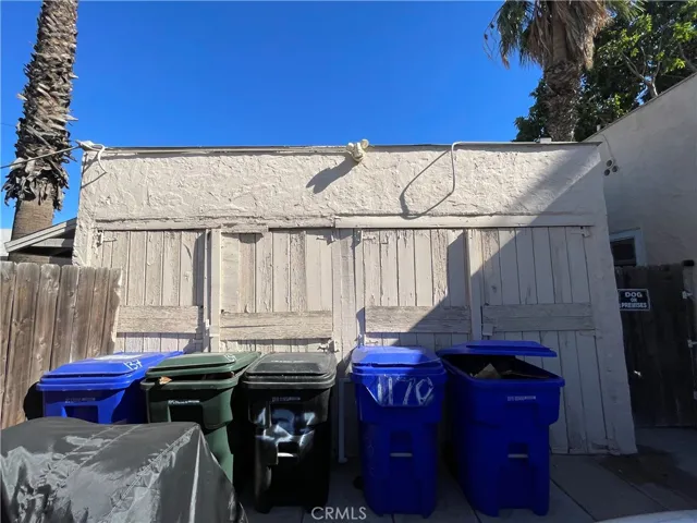 1172 W Rialto Avenue, San Bernardino, California 92410