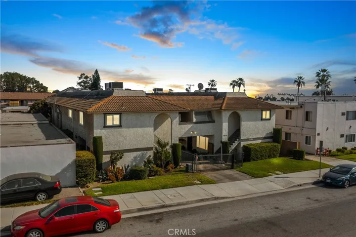 7024 Rosemead Boulevard, San Gabriel, California 91775