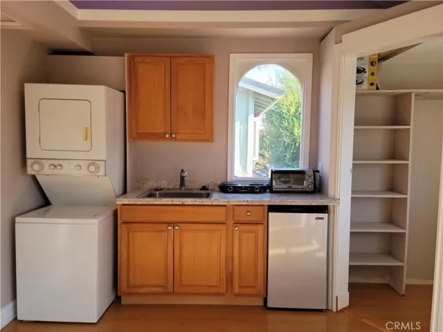 21171 Lochlea Lane, Huntington Beach, California 92646