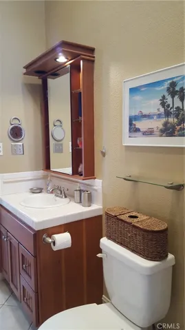21171 Lochlea Lane, Huntington Beach, California 92646