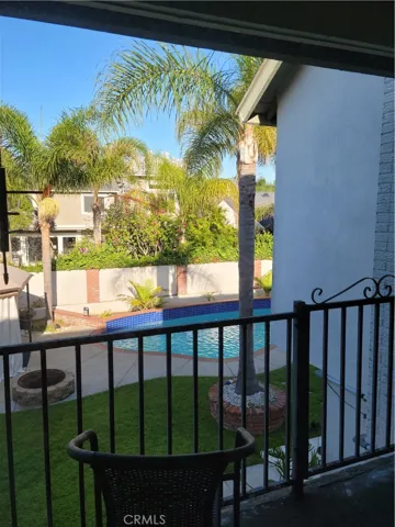 21171 Lochlea Lane, Huntington Beach, California 92646