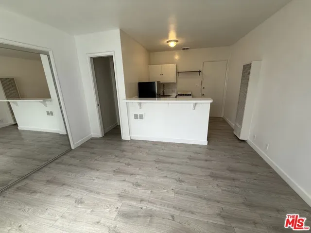 240 S Reeves Drive B, Beverly Hills, California 90212