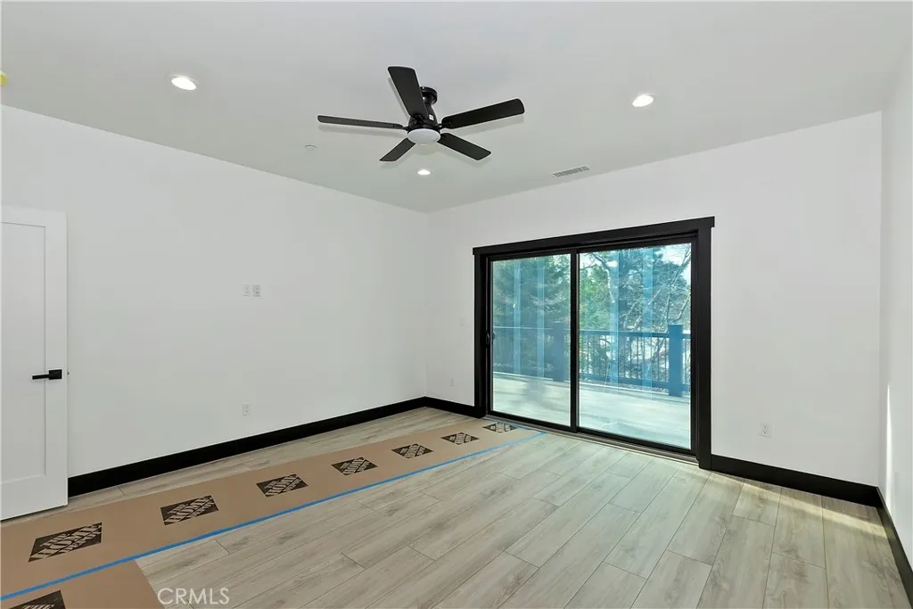 556 Lucerne Drive, Big Bear Lake, California 92315 home-pic-18