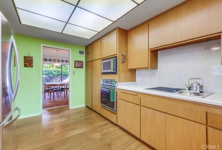 16 Martingale Drive, Rancho Palos Verdes, California 90275