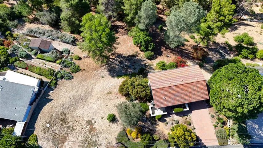 16 Martingale Drive, Rancho Palos Verdes, California 90275