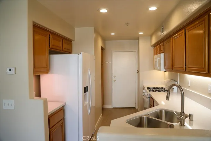 2324 Sunningdale Drive, Tustin, California 92782
