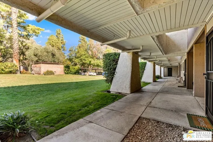 575 N Villa Court 114, Palm Springs, California 92262
