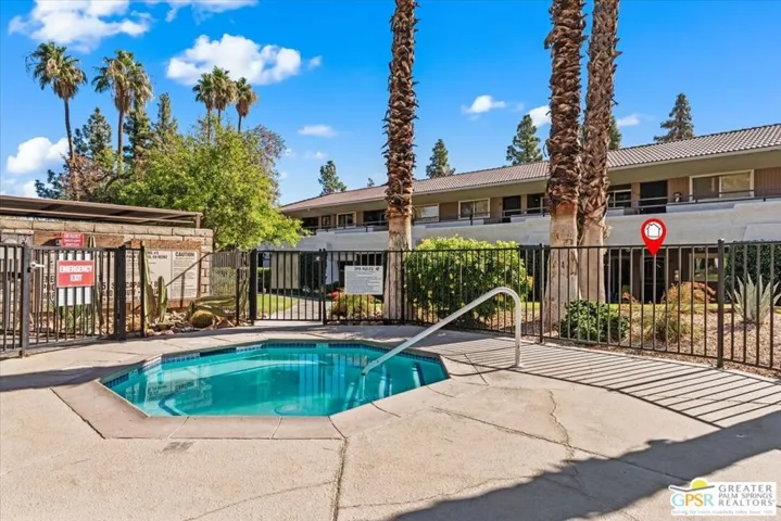 575 N Villa Court 114, Palm Springs, California 92262