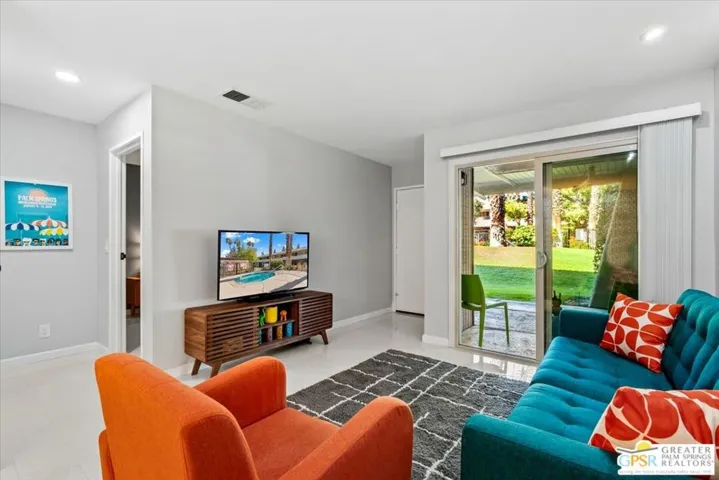 575 N Villa Court 114, Palm Springs, California 92262