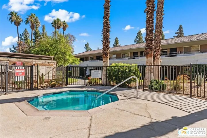 575 N Villa Court 114, Palm Springs, California 92262