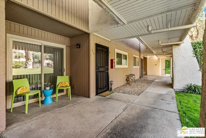 575 N Villa Court 114, Palm Springs, California 92262
