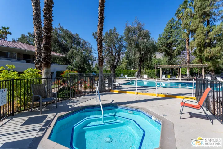 575 N Villa Court 114, Palm Springs, California 92262