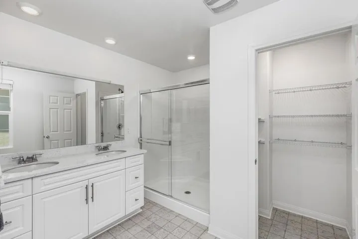 10637 Rhodes Ln, Spring Valley, California 91978