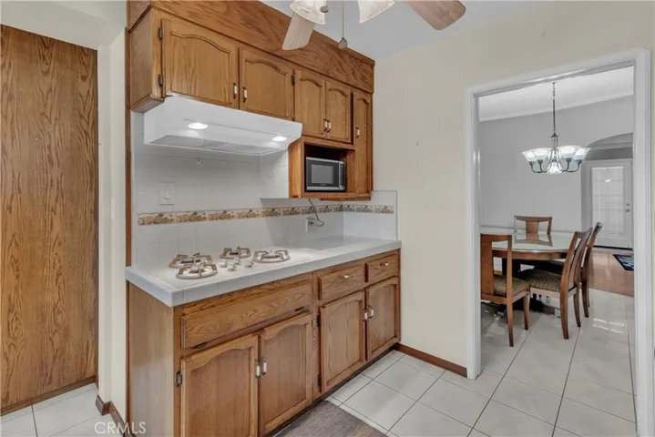10135 Dorothy Avenue, South Gate, California 90280