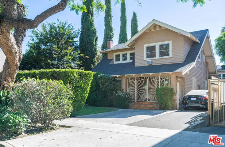 7544 Lexington Avenue, West Hollywood, California 90046
