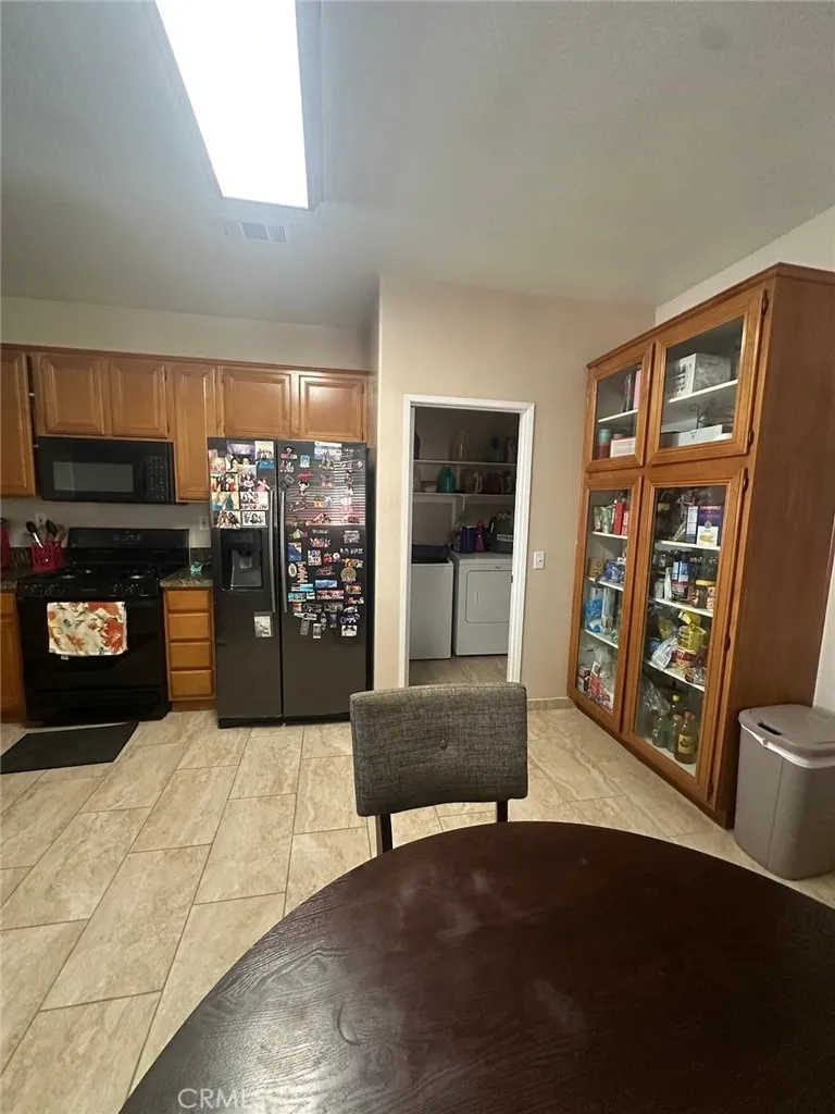 29822 Cool Meadow Drive, Menifee, California 92584 home-pic-6