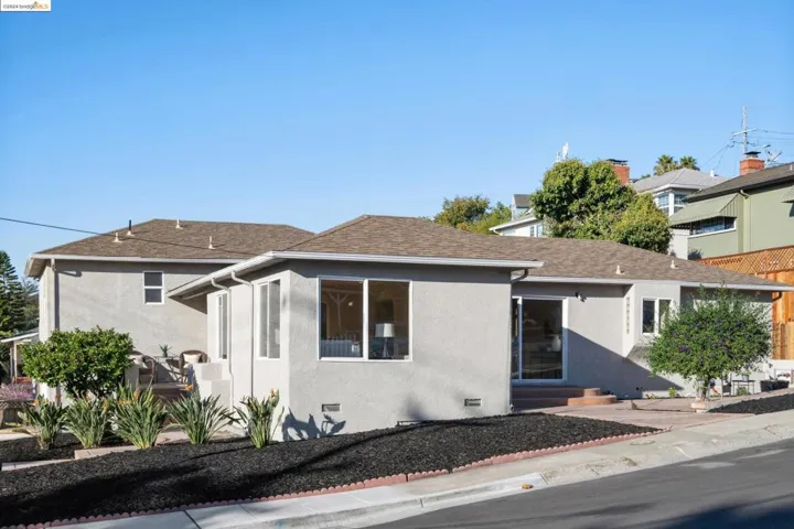 1350 Benedict Dr., San Leandro, California 94577