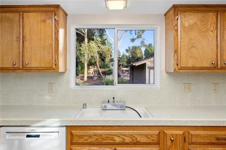 1376 N Shirlmar Avenue, San Dimas, California 91773