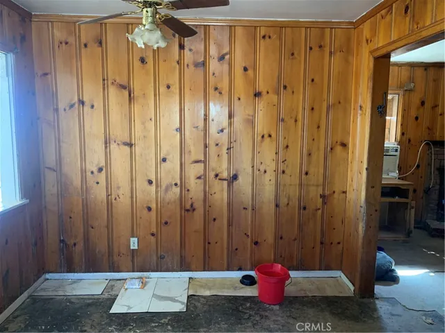 13612 Palmdale Road, Victorville, California 92392