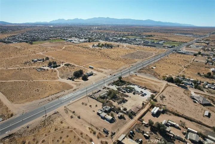 13612 Palmdale Road, Victorville, California 92392
