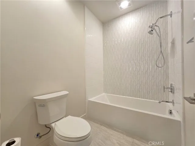 111 Winnett, Irvine, California 92602