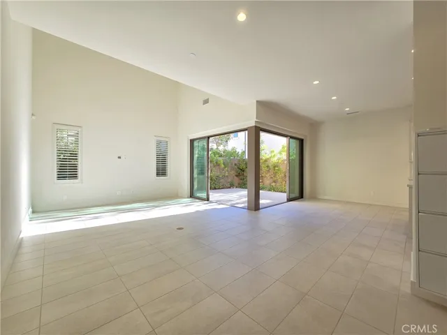 111 Winnett, Irvine, California 92602