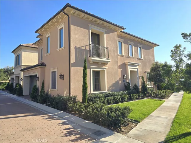 111 Winnett, Irvine, California 92602