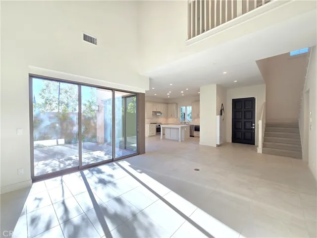 111 Winnett, Irvine, California 92602