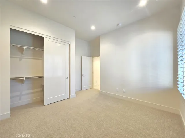 111 Winnett, Irvine, California 92602