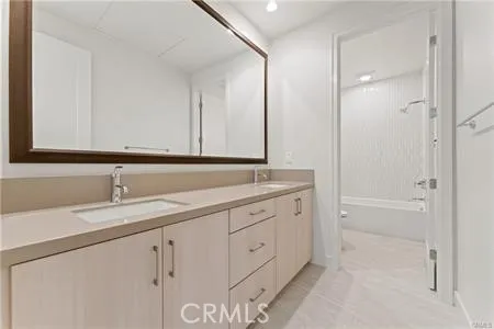 111 Winnett, Irvine, California 92602