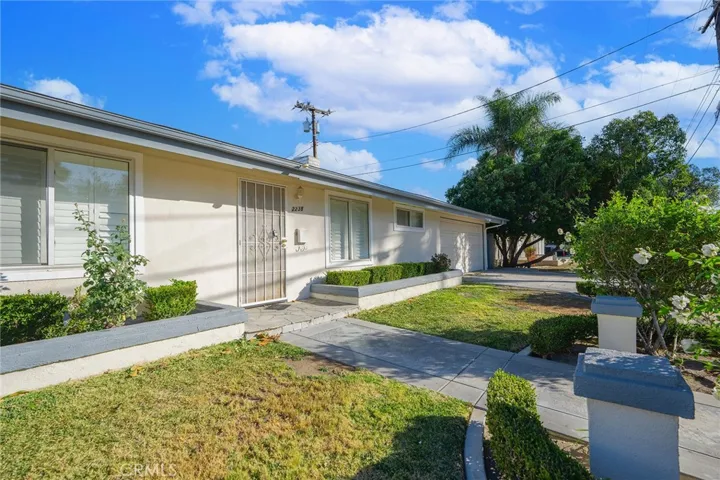 2238 W Larkspur Drive, Orange, California 92868