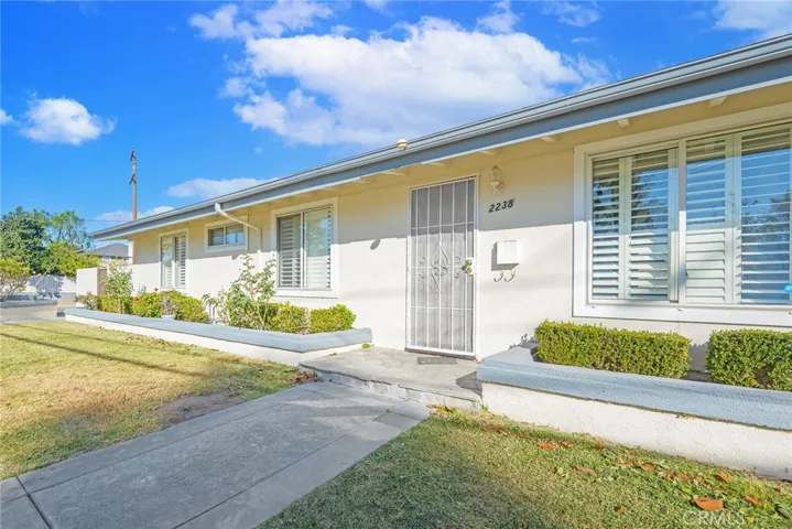 2238 W Larkspur Drive, Orange, California 92868