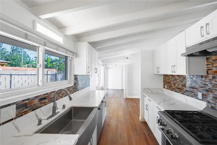2238 W Larkspur Drive, Orange, California 92868
