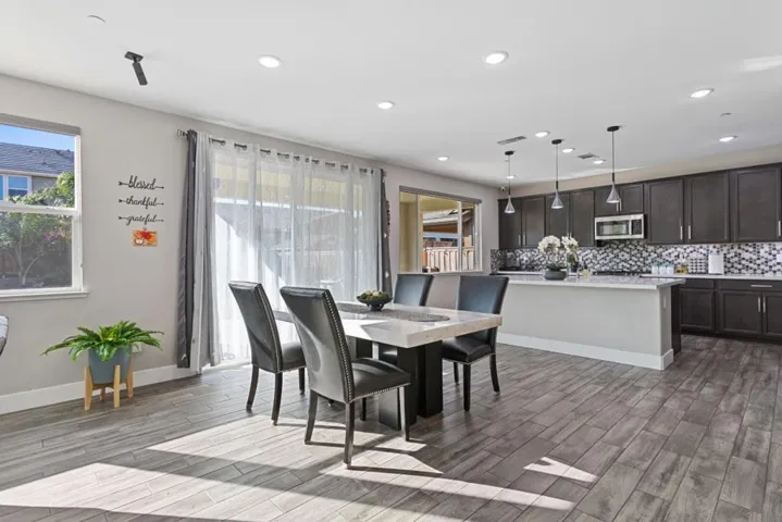 1640 Flora Way, Tracy, California 95376