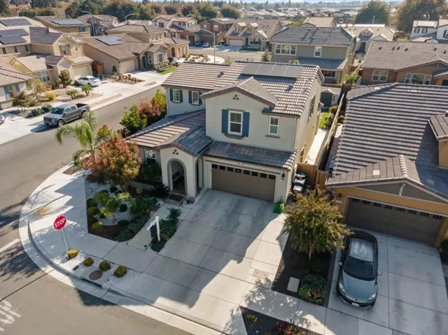 1640 Flora Way, Tracy, California 95376