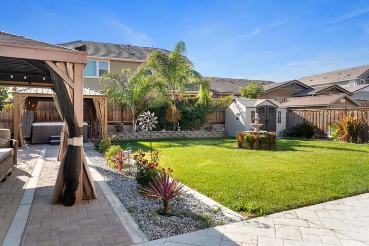 1640 Flora Way, Tracy, California 95376