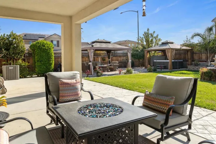 1640 Flora Way, Tracy, California 95376