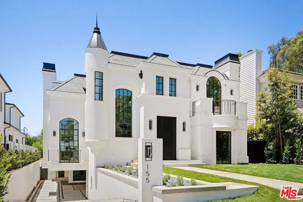 155 N Anita Avenue, Los Angeles, California 90049 home-pic-2