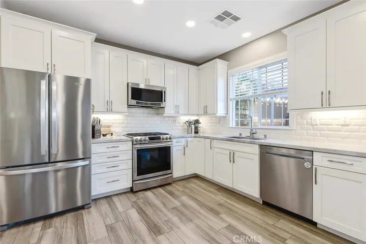2700 Senna Lane, Palmdale, California 93551