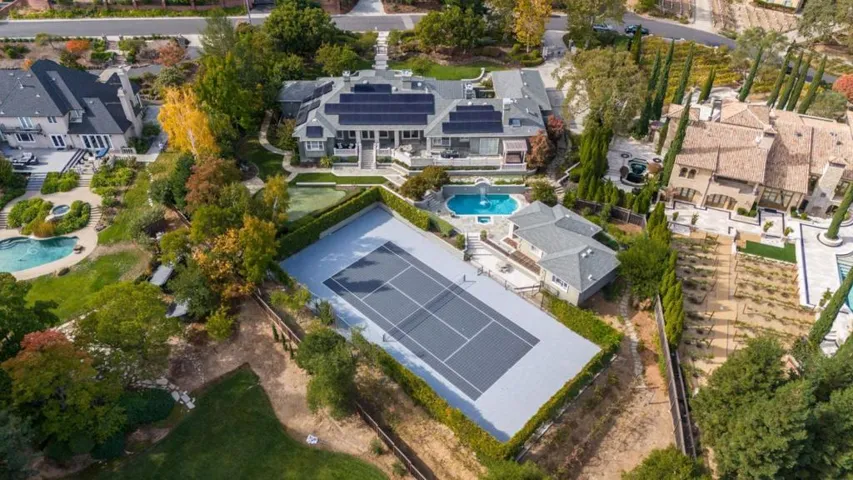 16010 Viewfield Road, Monte Sereno, California 95030