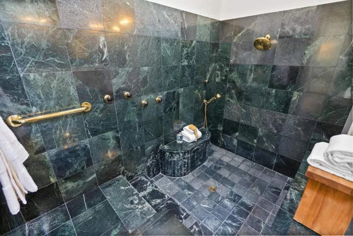 16010 Viewfield Road, Monte Sereno, California 95030