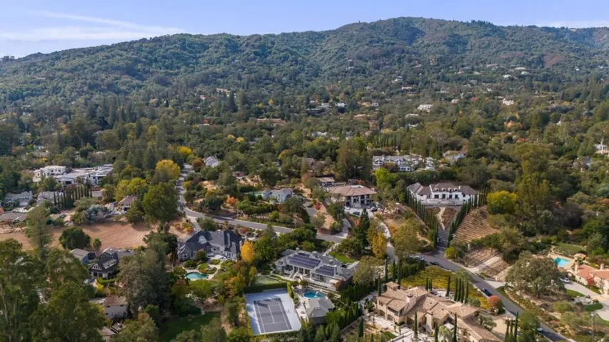 16010 Viewfield Road, Monte Sereno, California 95030