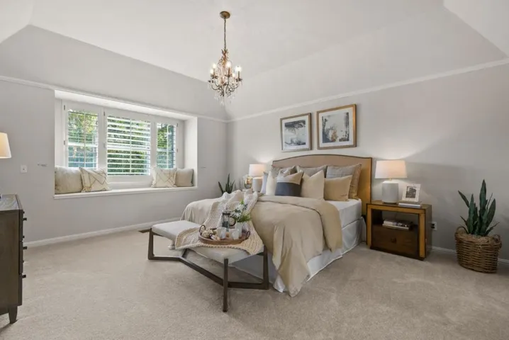 16010 Viewfield Road, Monte Sereno, California 95030