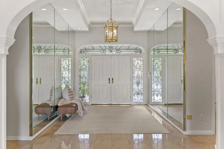 16010 Viewfield Road, Monte Sereno, California 95030
