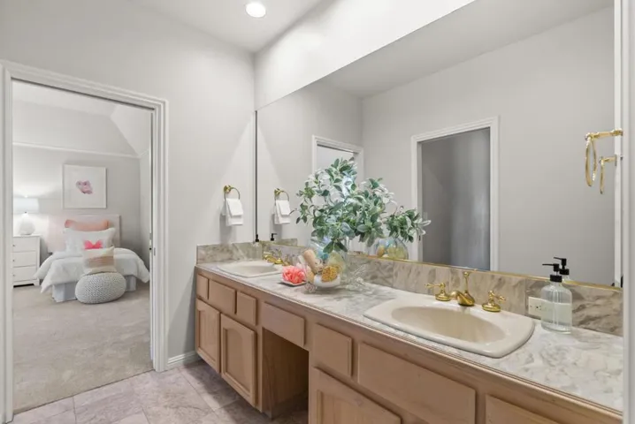 16010 Viewfield Road, Monte Sereno, California 95030