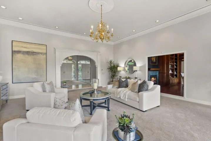 16010 Viewfield Road, Monte Sereno, California 95030