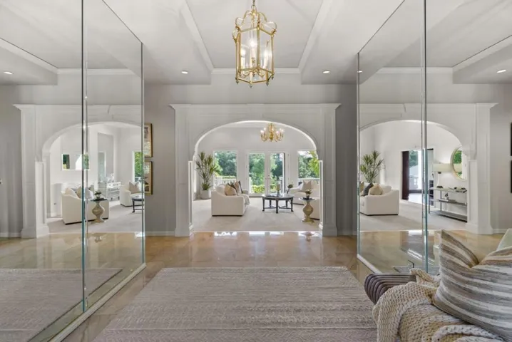16010 Viewfield Road, Monte Sereno, California 95030